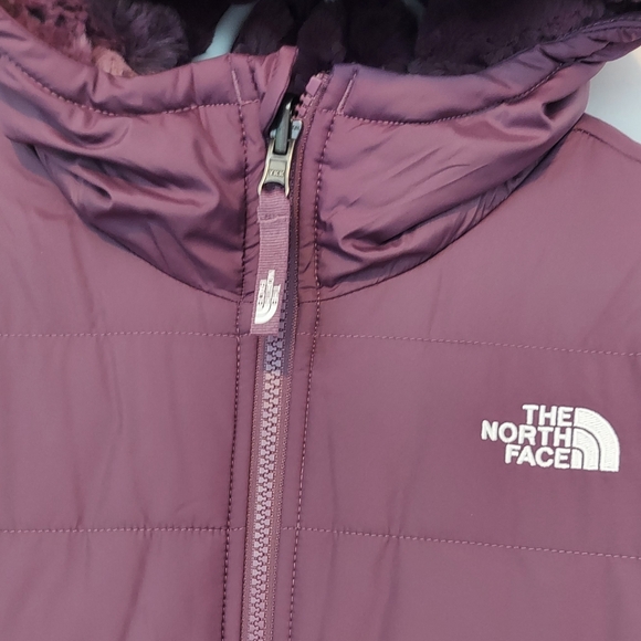 SOLD!! North Face Mossbud Swirl Pikes Purple Reversible Jacket Girls XL (18) NWT - Picture 7 of 16